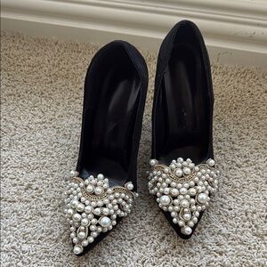 Elegant Black Pearl-Embellished Women's Heels